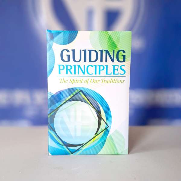Guiding Principles-- The Spirit of Our Traditions (Hardcover)
